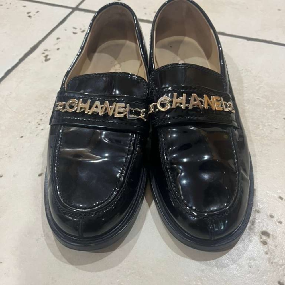 Chanel Beige and Black Interior Detail